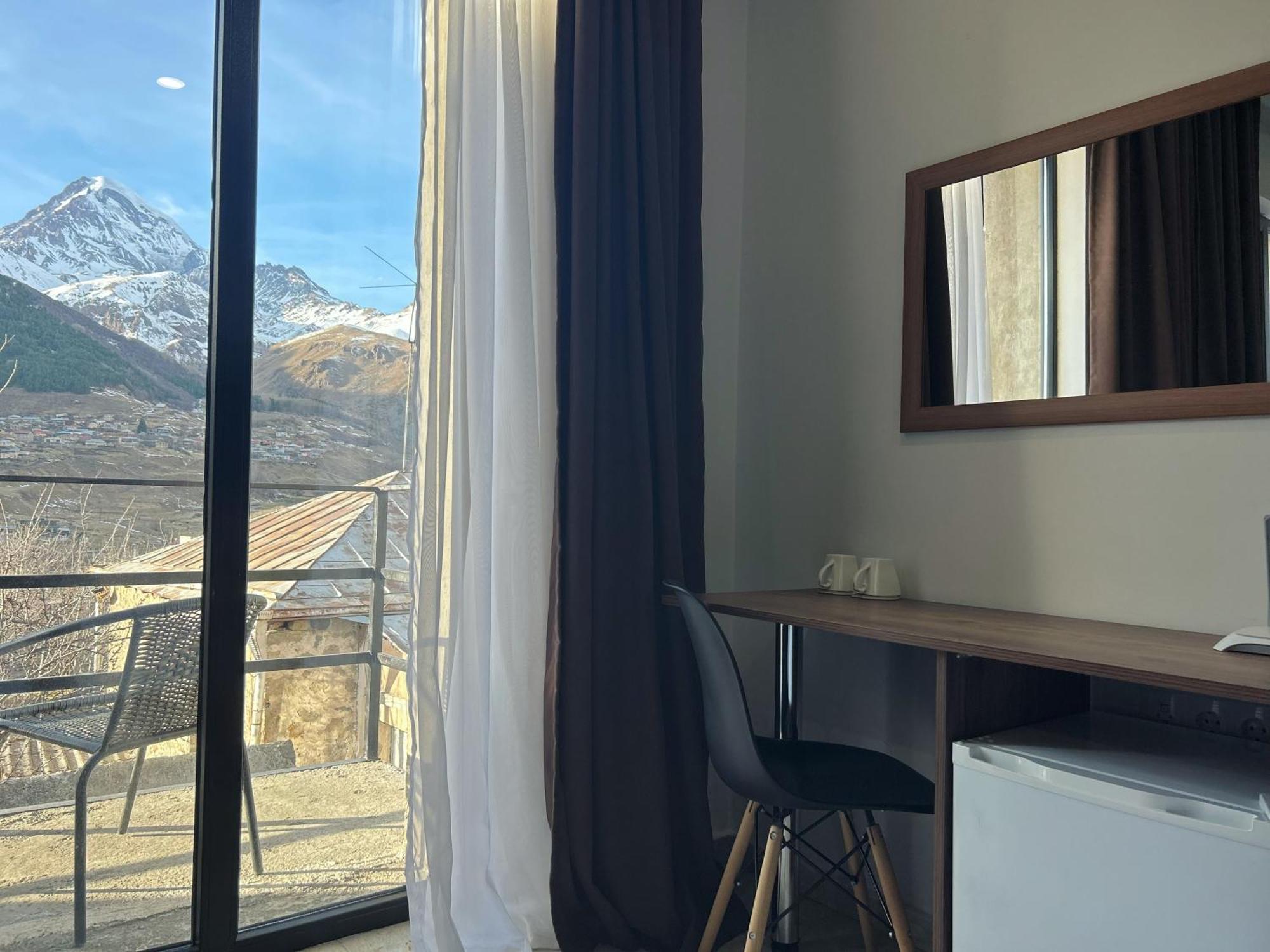 Shushabandi Kazbegi Hotel Buitenkant foto