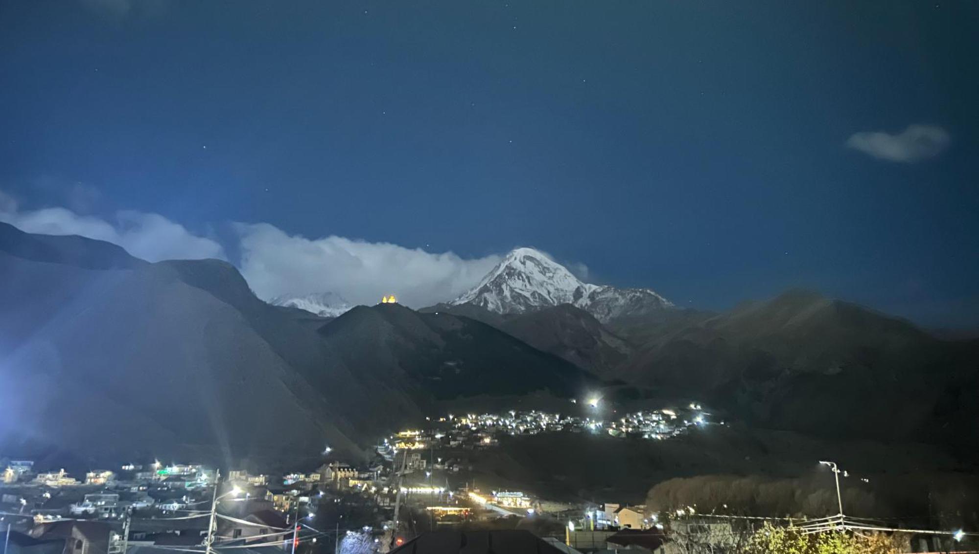 Shushabandi Kazbegi Hotel Buitenkant foto